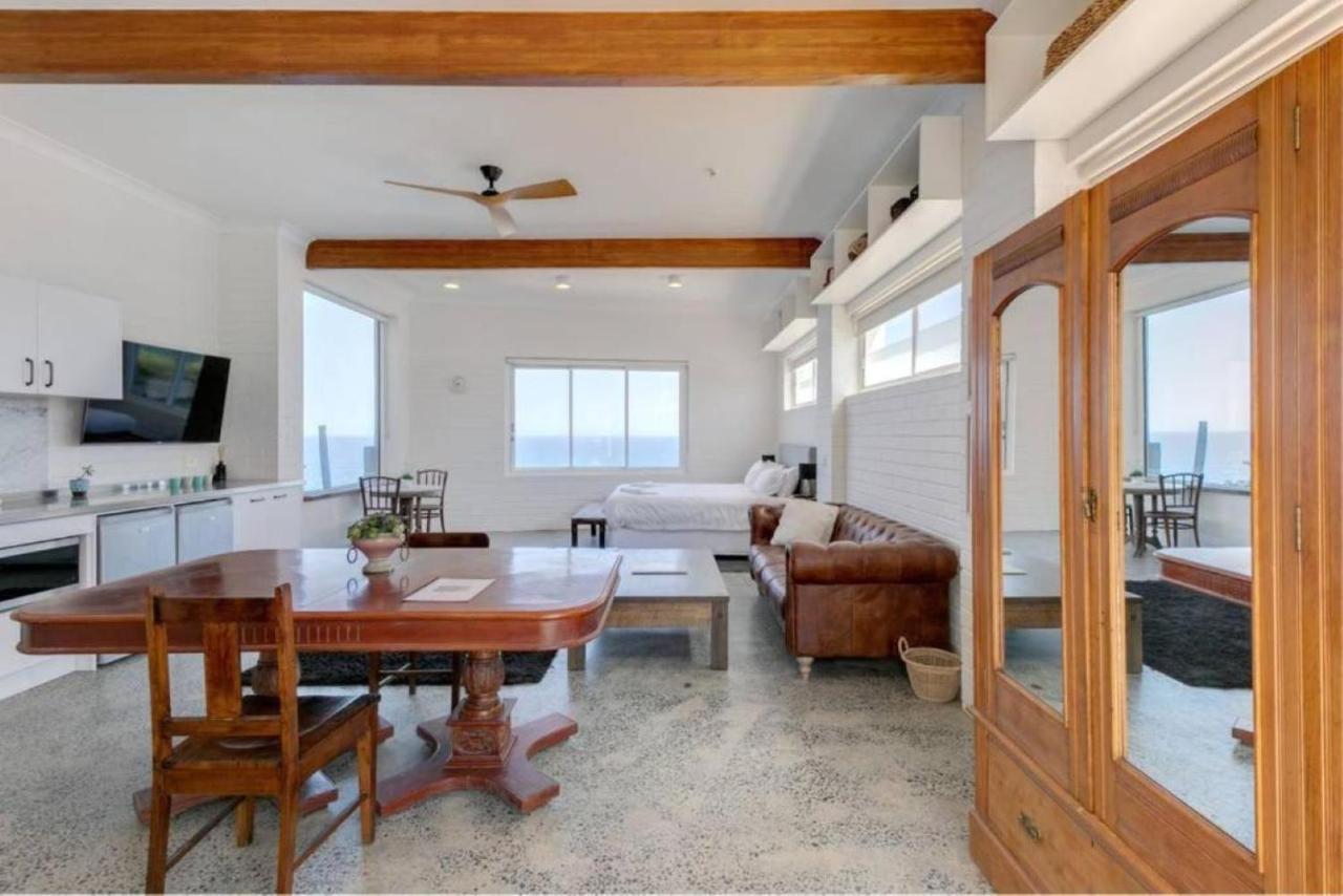 Upscale Cliffside Studio With Ocean Views North Bondi Sídney Exterior foto